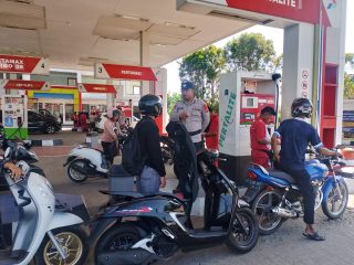 Polda Kalbar Terjunkan Personel Amankan SPBU, Masyarakat Diimbau Tidak ‘Panic Buying