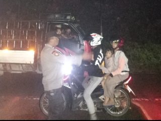 Kapolres Melawi Strong Point dan Pengaturan Lalu Lintas Pagi