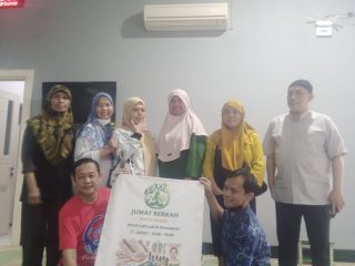 Mi Zuhe Bekerjasama Dengan Komunitas Terapis System Syaraf Mengadakan "Bakti Sosial Jumat Sehat" di Masjid Miftahul Huda Rempoa Ciputat Timur
