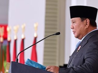 Prabowo Bakal Terbitkan Keppres Pemberhentian Perry Warjiyo dari Gubernur BI