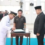 Bupati Melawi Lantik Camat Nanga Pinoh, Tekankan Integritas dan Kehadiran di Tengah Masyarakat