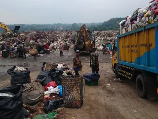 Pasca Kebakaran, Pembuangan Sampah di TPAS Galuga Kembali Normal
